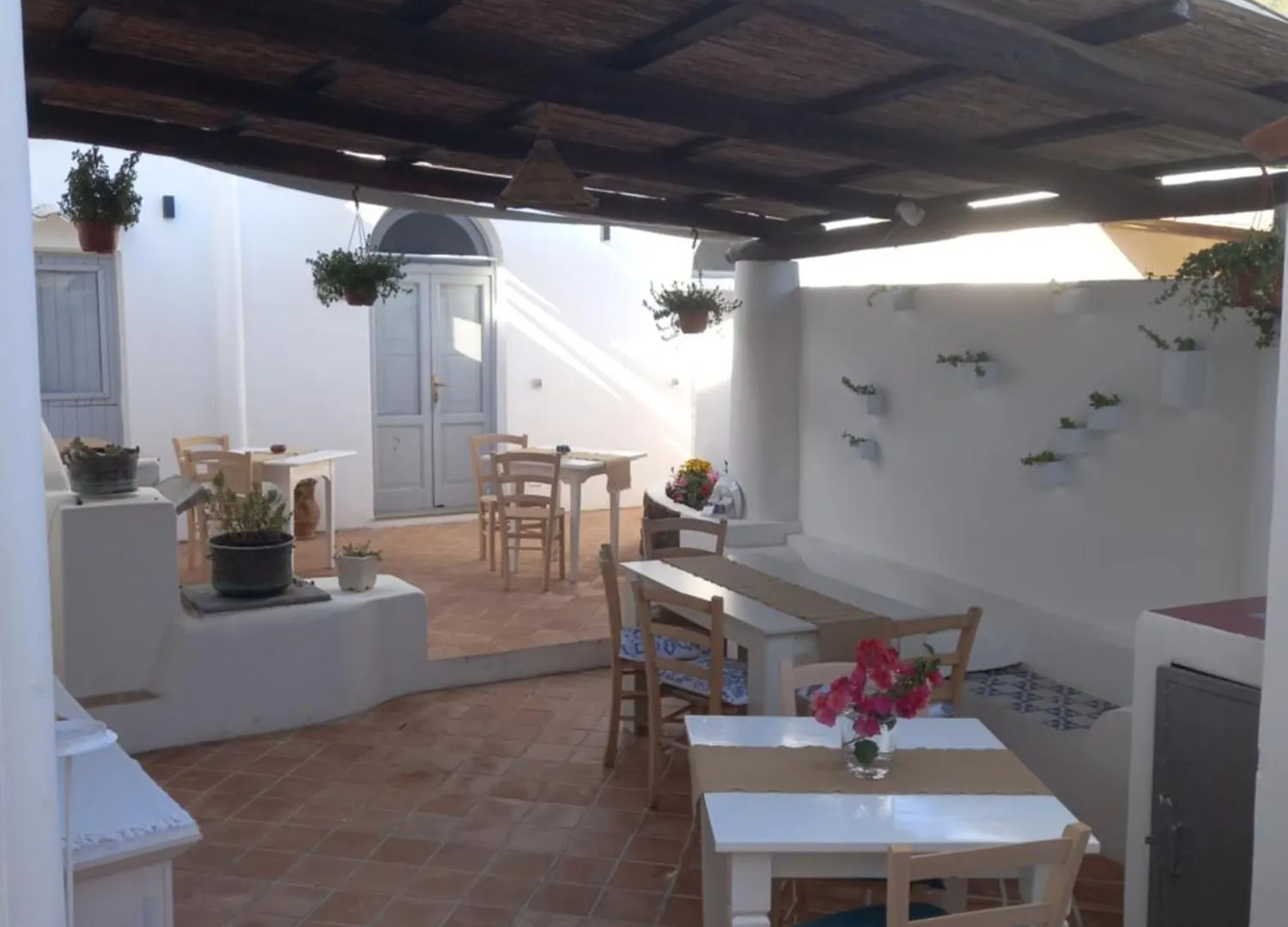 La Casa Di Zeffiro Bed & Breakfast Malfa  Italy