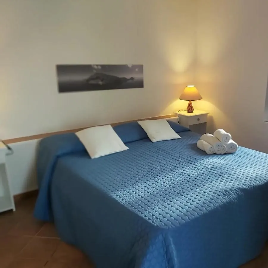 La Casa Di Zeffiro Bed & Breakfast Malfa  Malfa (Salina)