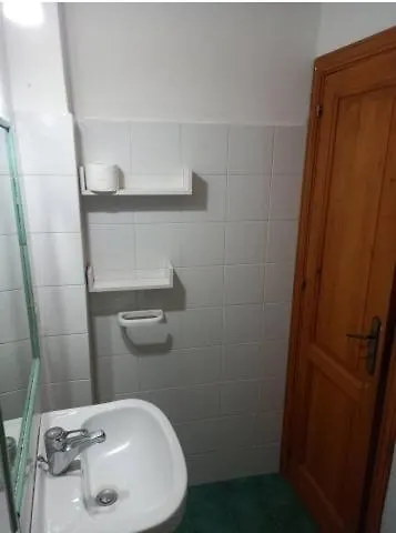 La Casa Di Zeffiro Bed & Breakfast Malfa