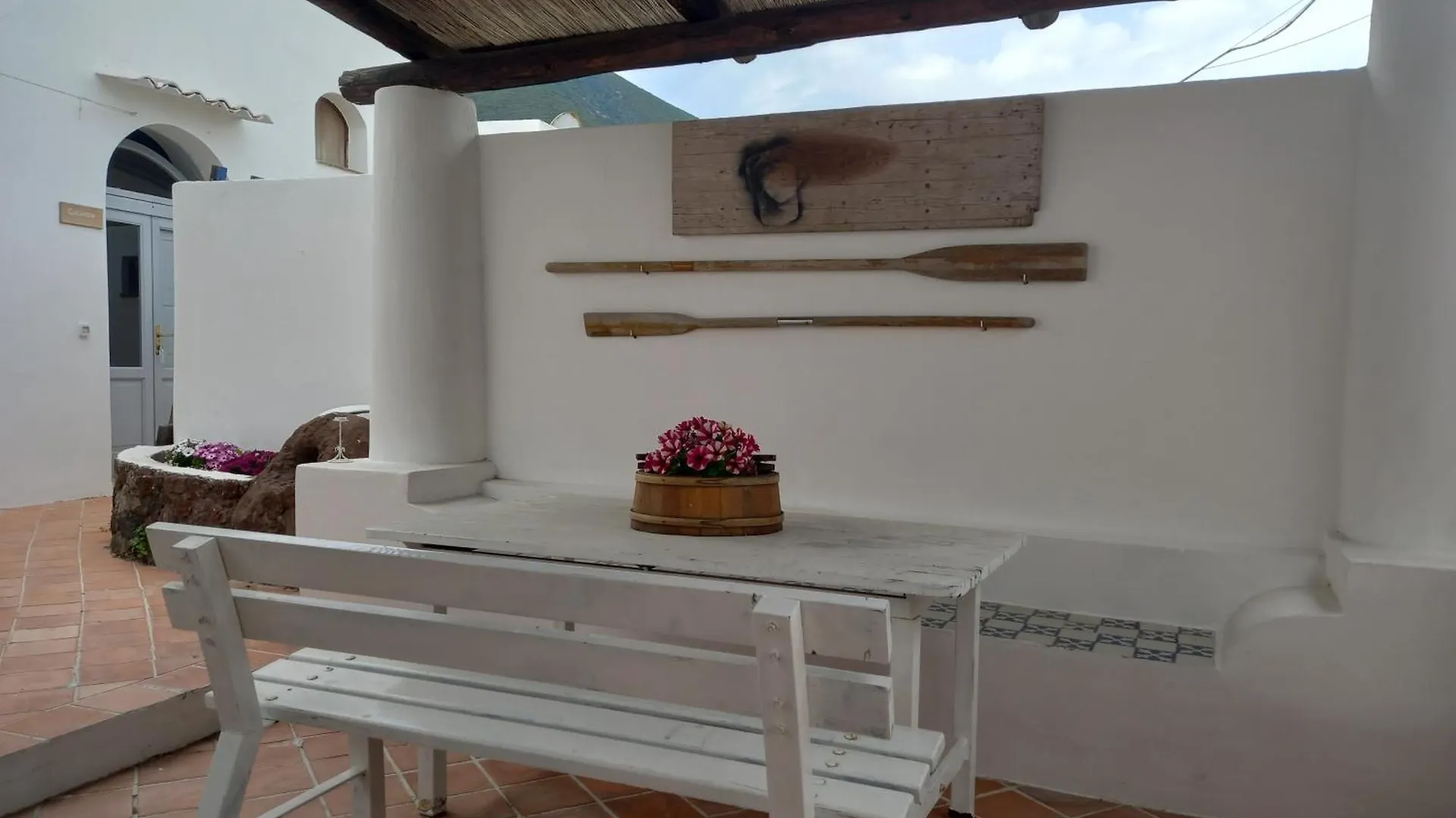 La Casa Di Zeffiro Bed & Breakfast Malfa  0*, Malfa (Salina) Italy