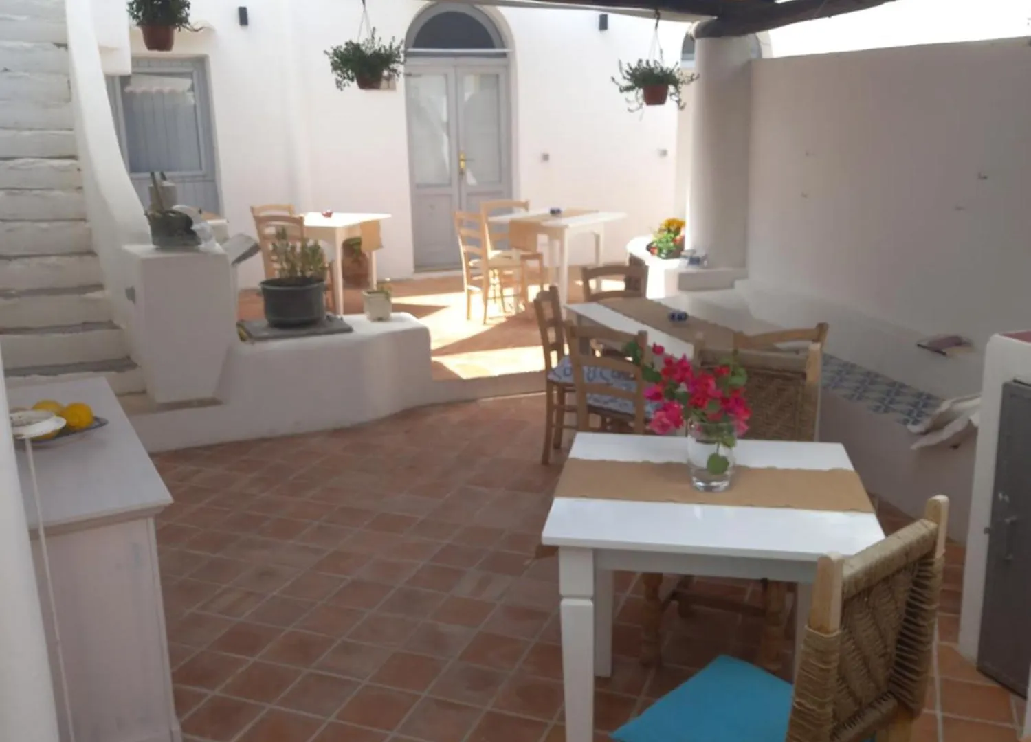 La Casa Di Zeffiro Bed & Breakfast Malfa